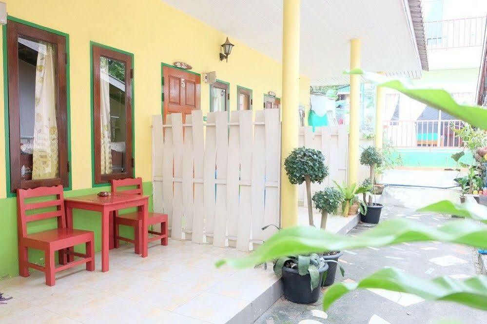 Samed Thanee Koh Samet Екстер'єр фото