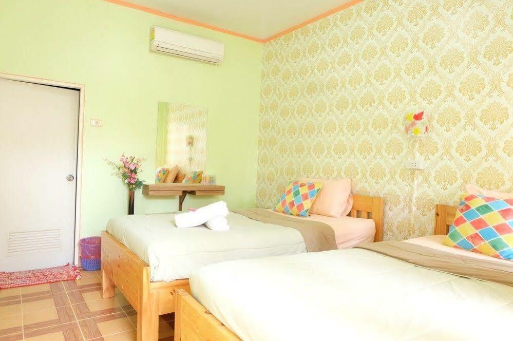 Samed Thanee Koh Samet Екстер'єр фото